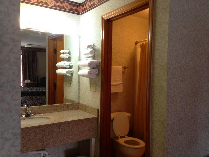 Scottish Inn Augusta Room photo